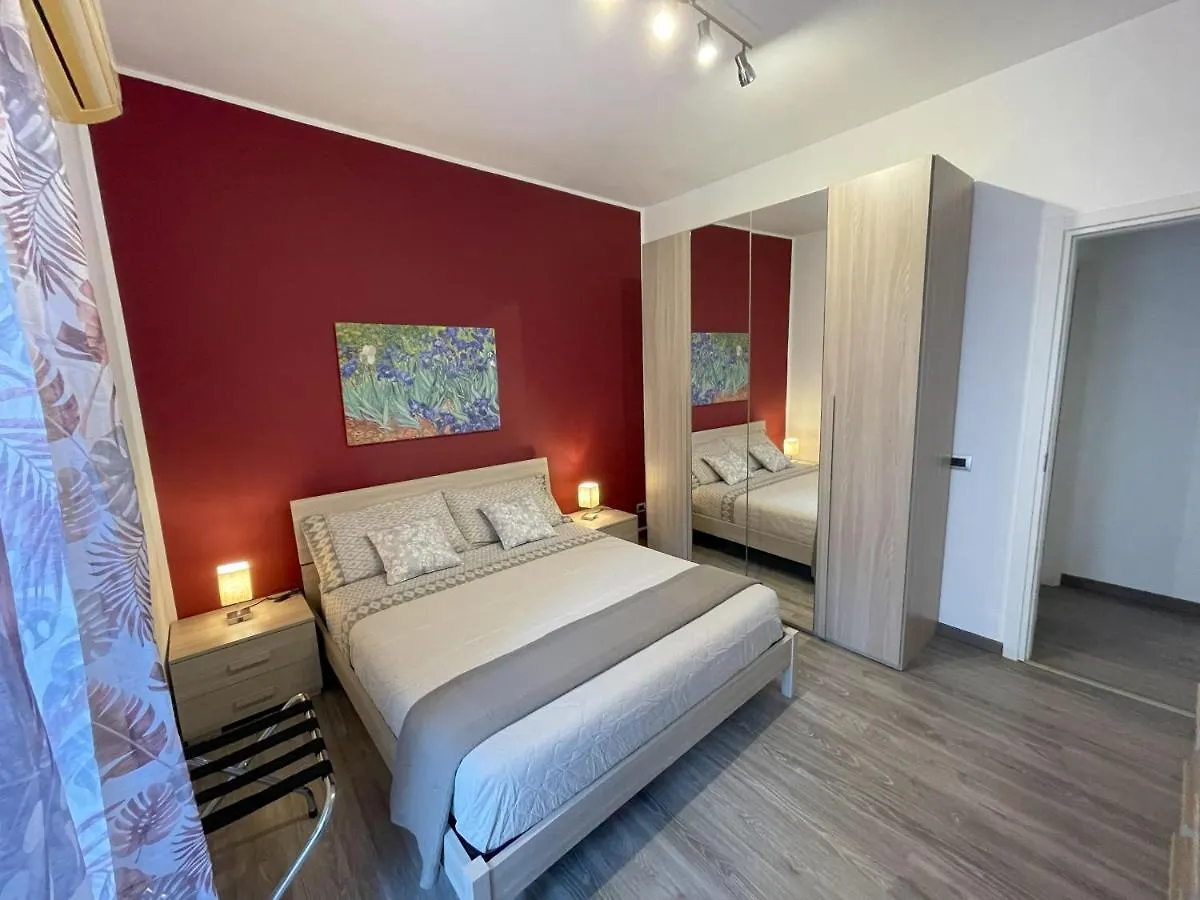 Dr House Apartment Aeroporto di Catania Fontana Rossa