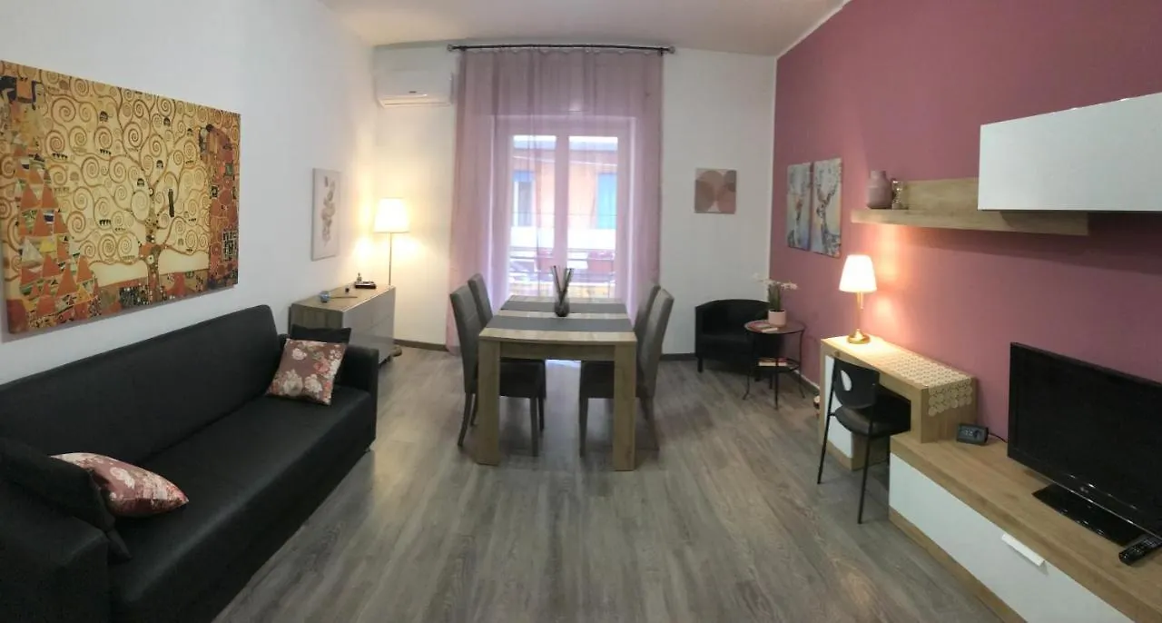 Dr House Apartment Aeroporto di Catania Fontana Rossa Italia