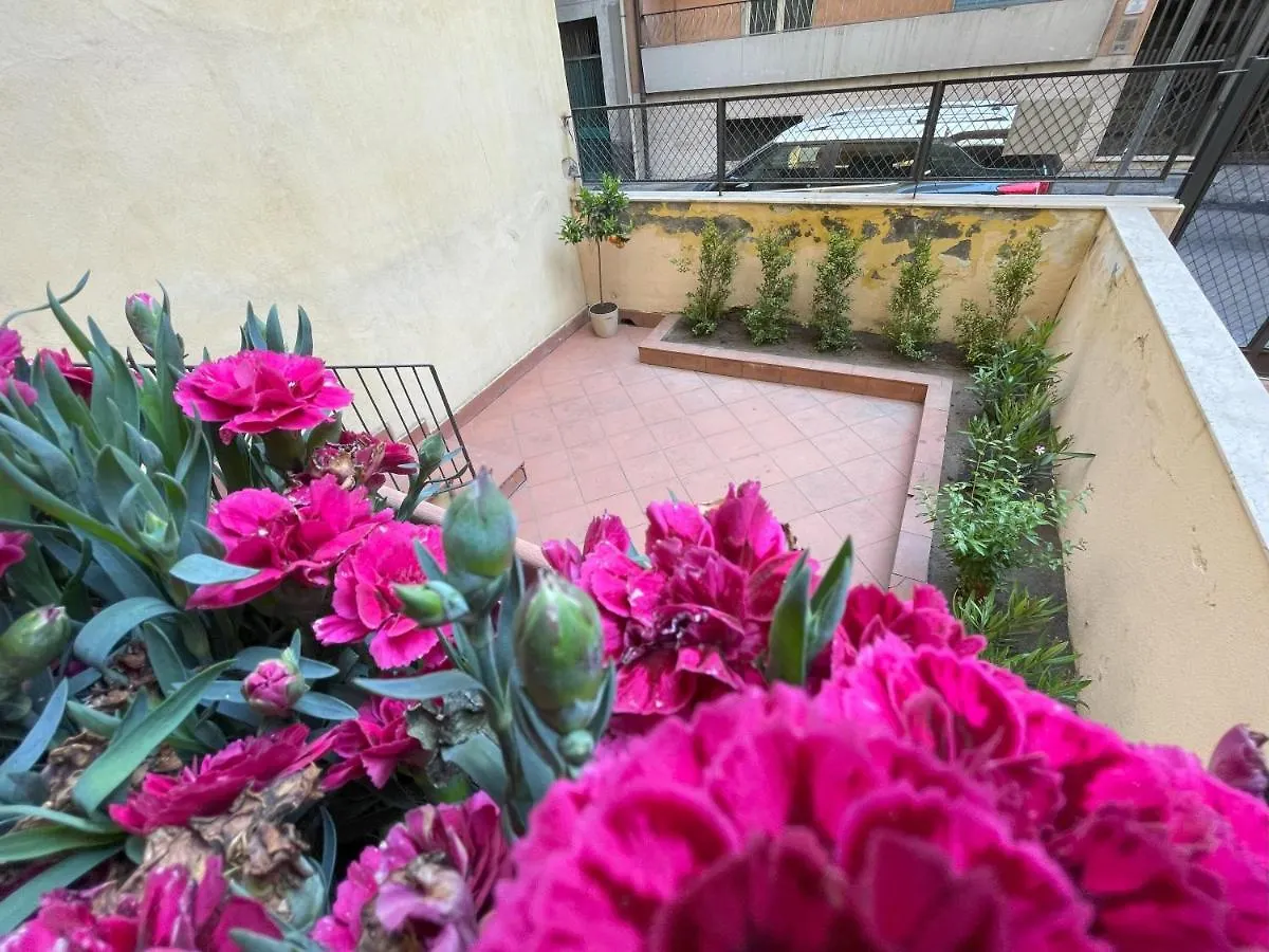 Dr House Apartment Aeroporto di Catania Fontana Rossa