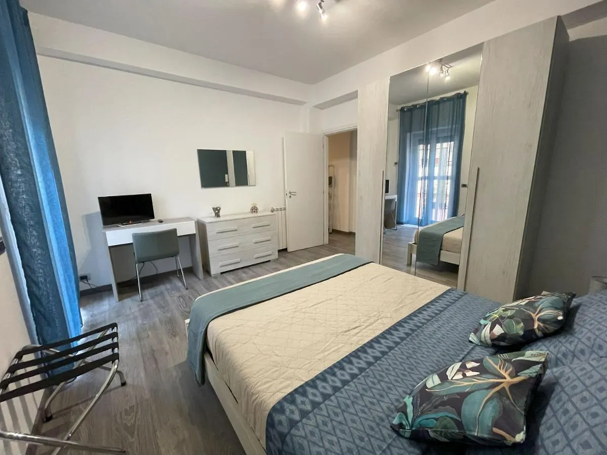 Dr House Apartment Aeroporto di Catania Fontana Rossa
